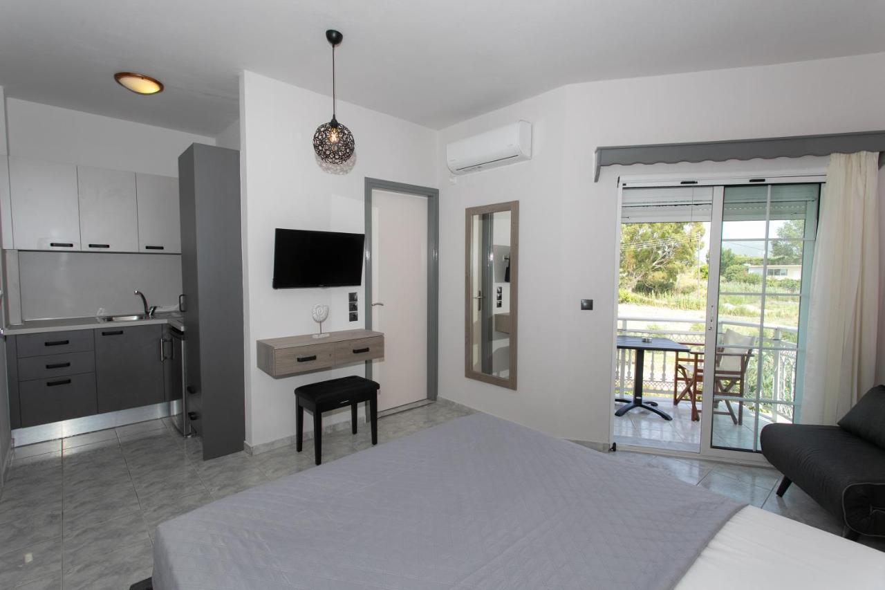 Corali Studios Ammoudia Exterior photo